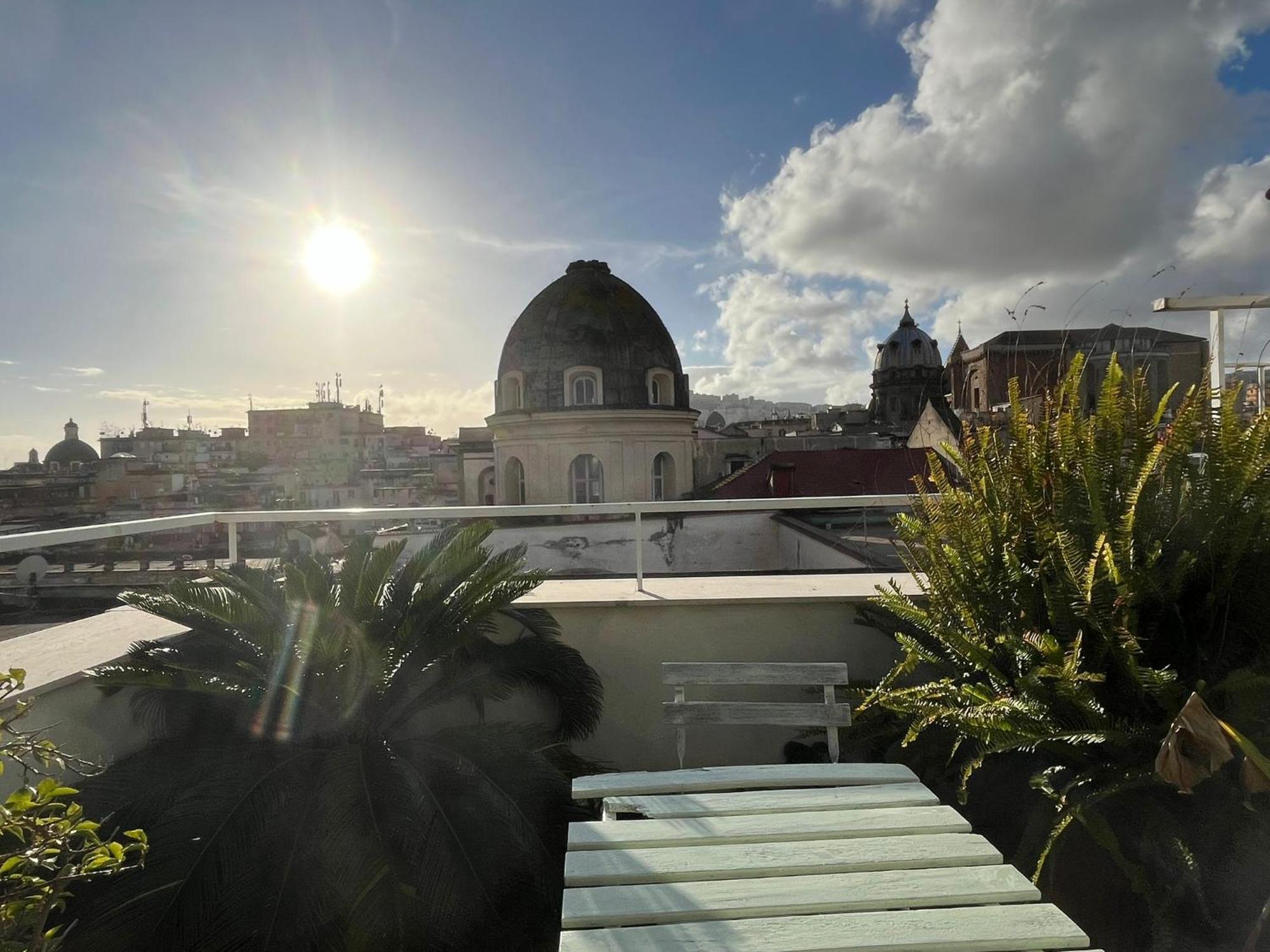Ferienwohnung Relais Old Naples From A Terrace Exterior foto