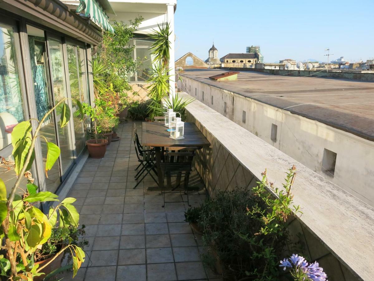 Ferienwohnung Relais Old Naples From A Terrace Exterior foto